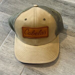 Cabela's Leather Patch Snapback Trucker Hat Tan/Brown Mesh
